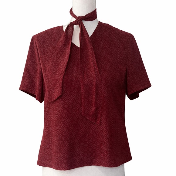 Talbots Tops - ❤️✨ Talbots Burgundy Chain Print Top w/ Scarf Petite 10P ✨❤️